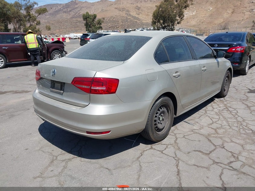 2015 VOLKSWAGEN JETTA auction photo 4