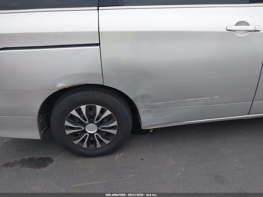 2012 NISSAN QUEST auction photo 6