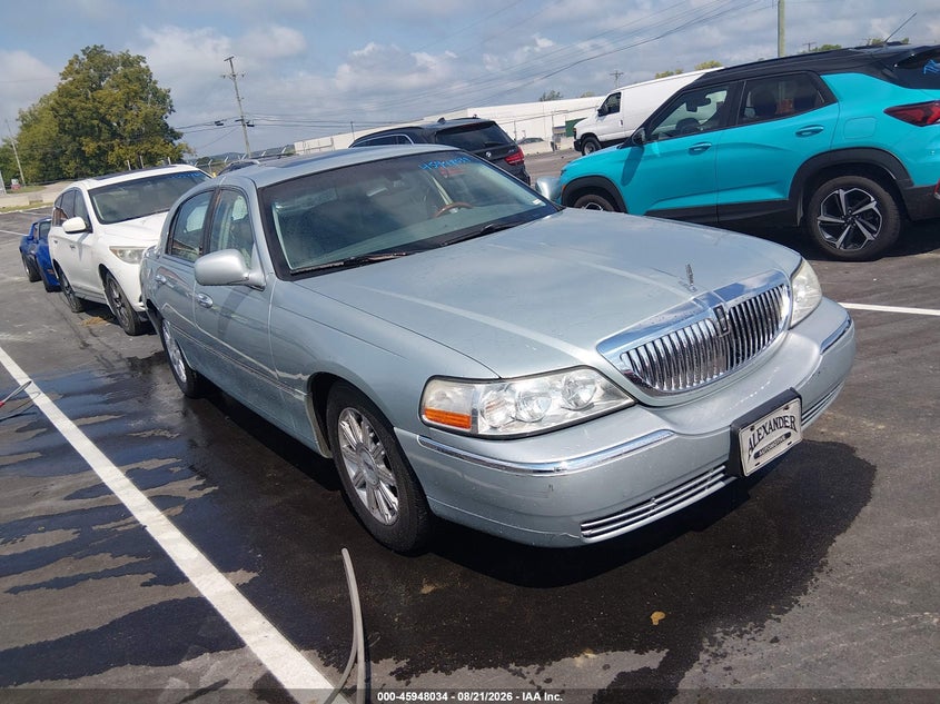 2007 LINCOLN TOWN CAR auction photo 1
