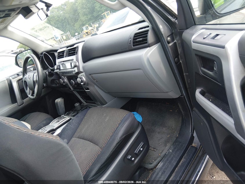 2012 TOYOTA 4RUNNER auction photo 5