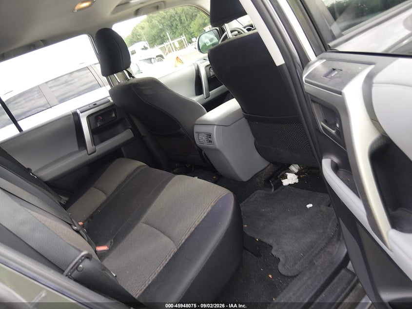 2012 TOYOTA 4RUNNER auction photo 8