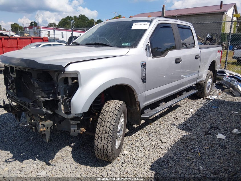 2017 Ford F250, Front End, IAAI, VIN 1FT7W2B66HEE55153 — photo 2