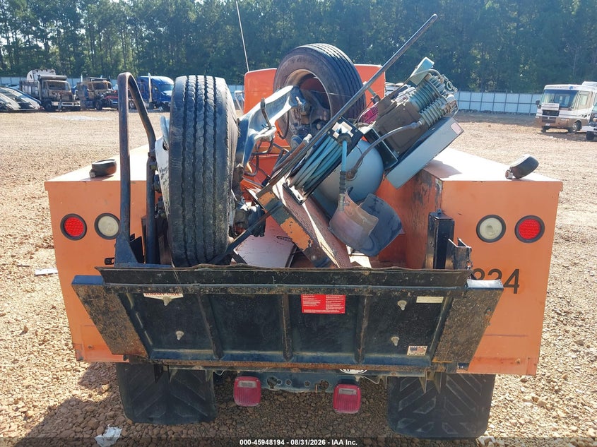 2021 KENWORTH T3 SERIES auction photo 5