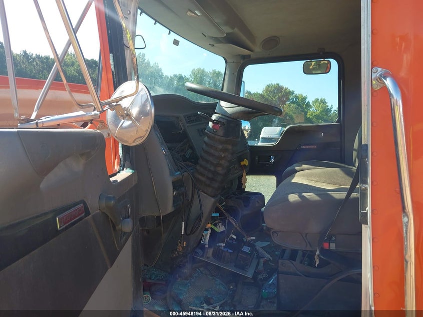 2021 KENWORTH T3 SERIES auction photo 7