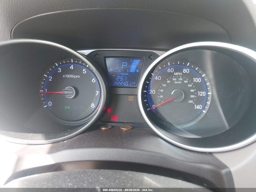 2014 HYUNDAI TUCSON SE · Фото 7