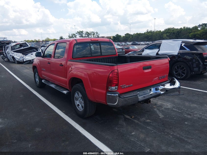 2005 TOYOTA TACOMA auction photo 3