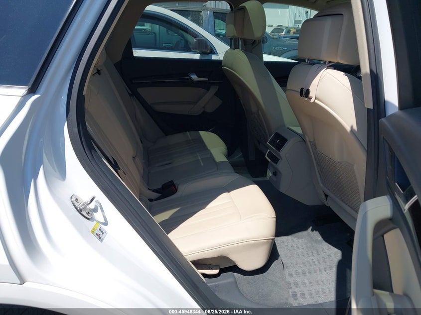 AUDI Q5 2018 VIN WA1BNAFY1J2236024