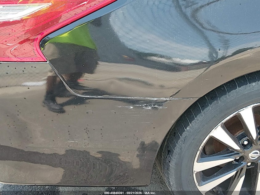 2018 NISSAN ALTIMA auction photo 6