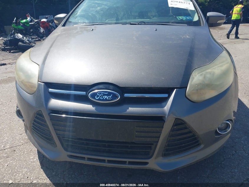 2012 FORD FOCUS auction photo 6