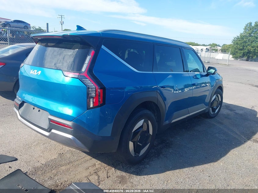 2024 KIA EV9 auction photo 4
