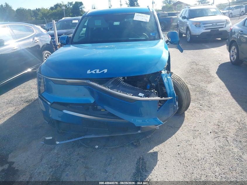 2024 KIA EV9 auction photo 6