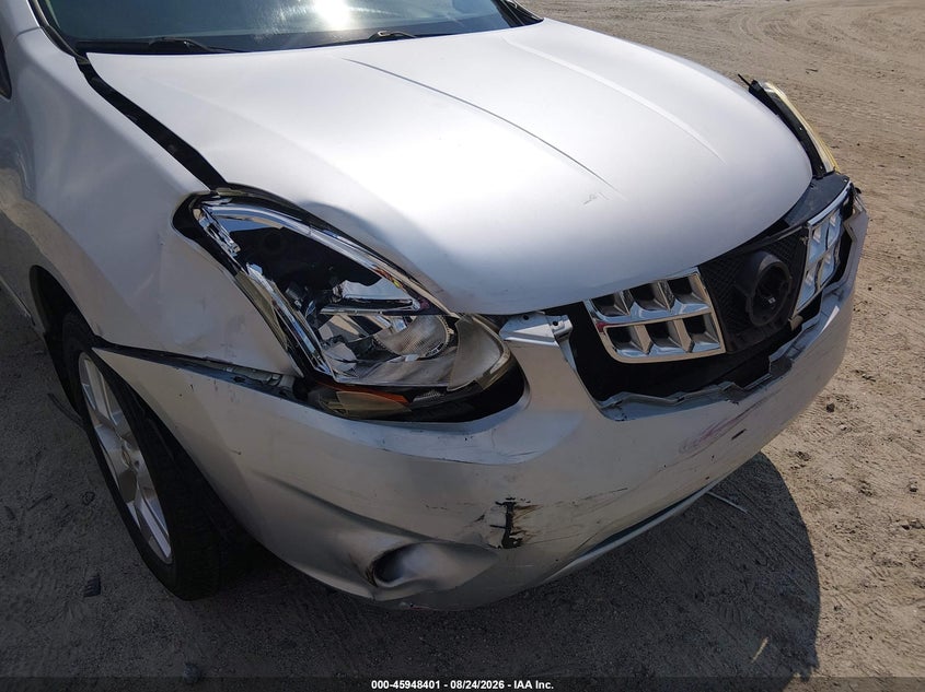 2012 NISSAN ROGUE auction photo 6