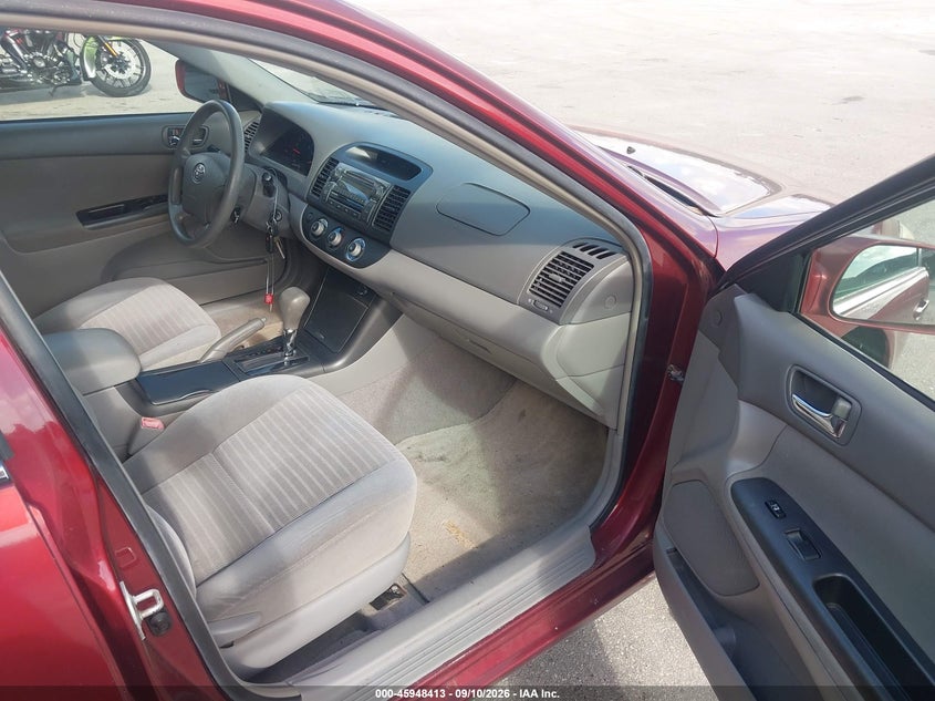 2006 TOYOTA CAMRY auction photo 5