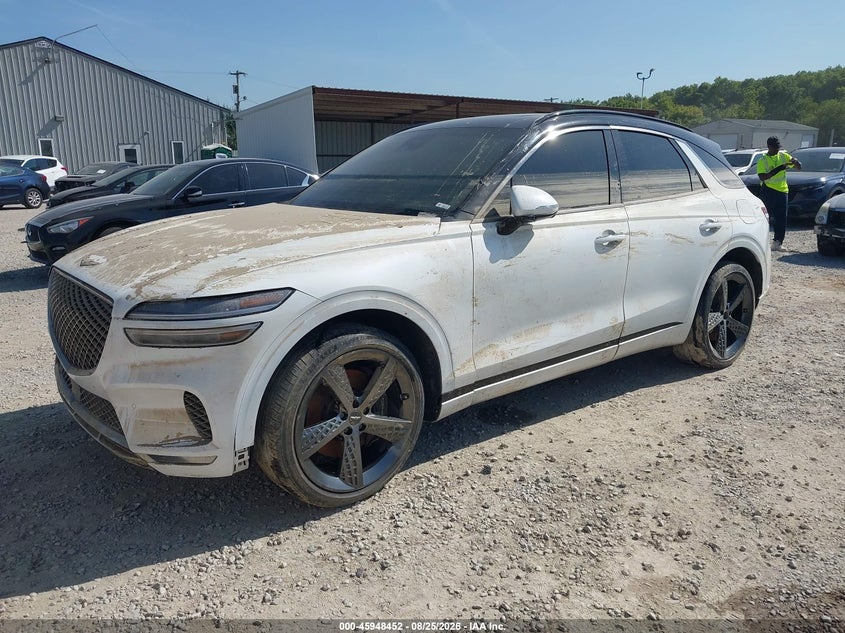 2022 Genesis GV70, Flood, IAAI, VIN KMUMCDTC0NU062727 — photo 2