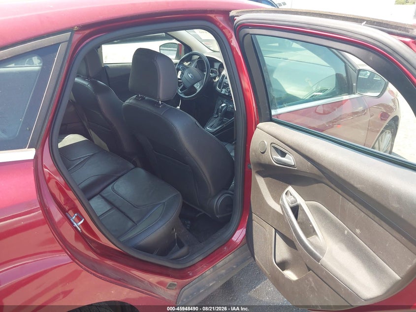 2017 FORD FOCUS auction photo 8
