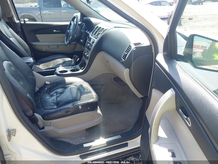 2009 GMC ACADIA auction photo 5