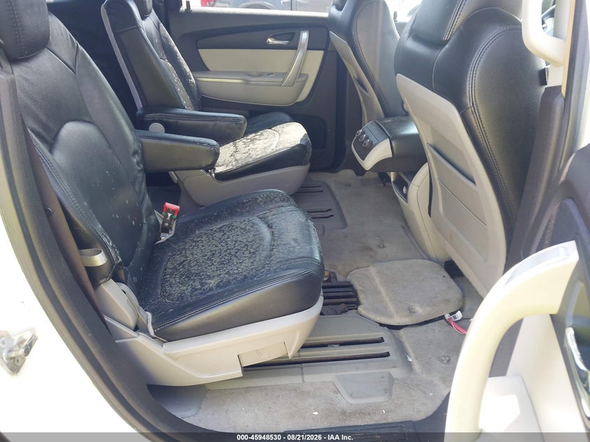 2009 GMC ACADIA auction photo 8