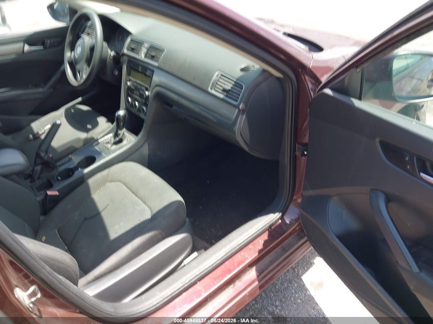 2012 VOLKSWAGEN PASSAT SEDAN 2.5L I-5 DOHC, VVT, 170HP