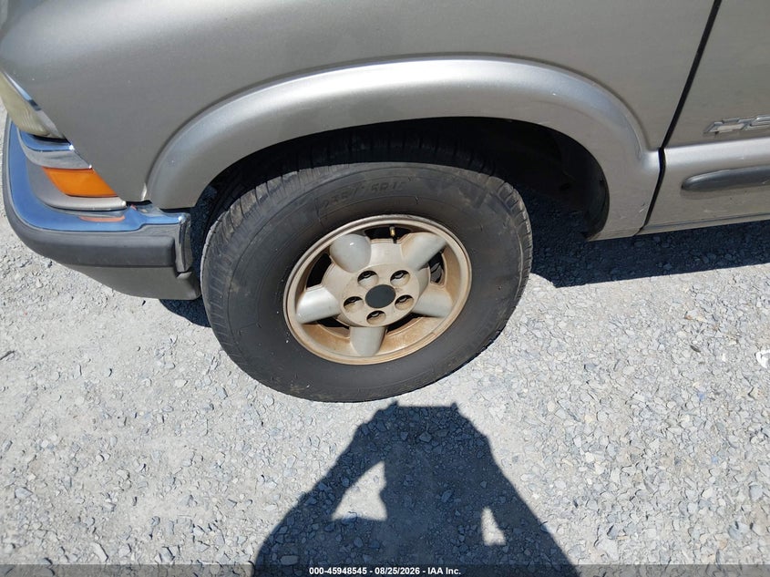 CHEVROLET S-10 2002 VIN 1GCDT13W32K177065