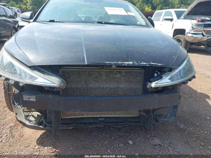 2020 HYUNDAI ELANTRA auction photo 6