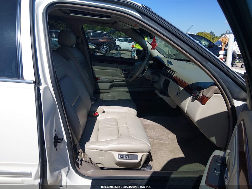 1998 CADILLAC DEVILLE auction photo 5