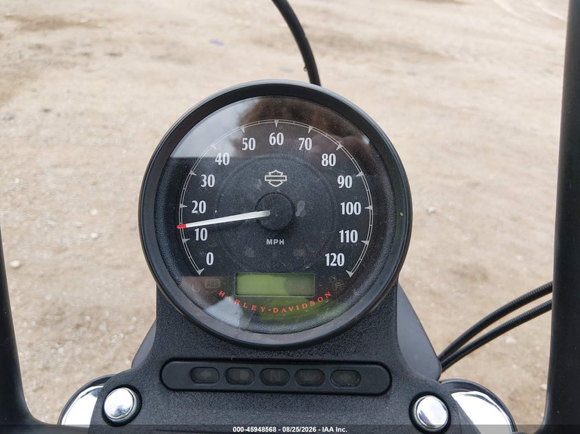 HARLEY-DAVIDSON XL883 2022