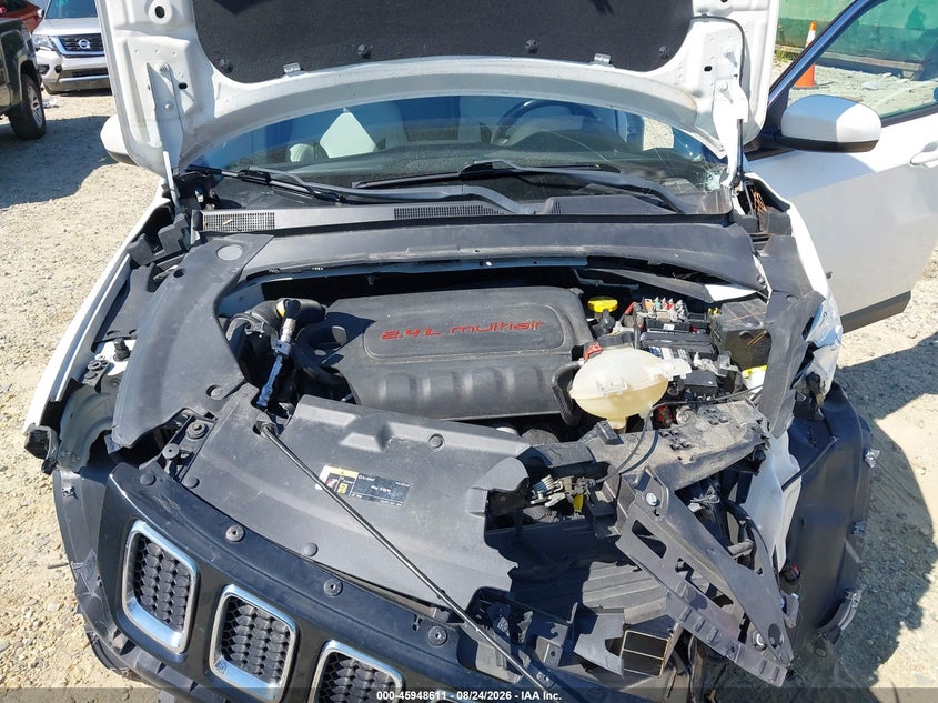 Фото 10 - JEEP COMPASS