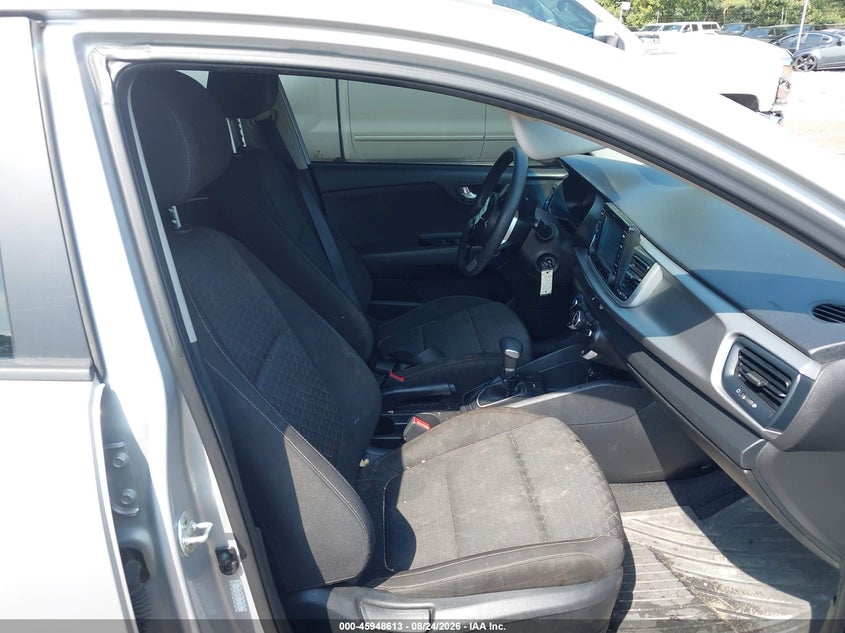 2020 KIA RIO auction photo 5