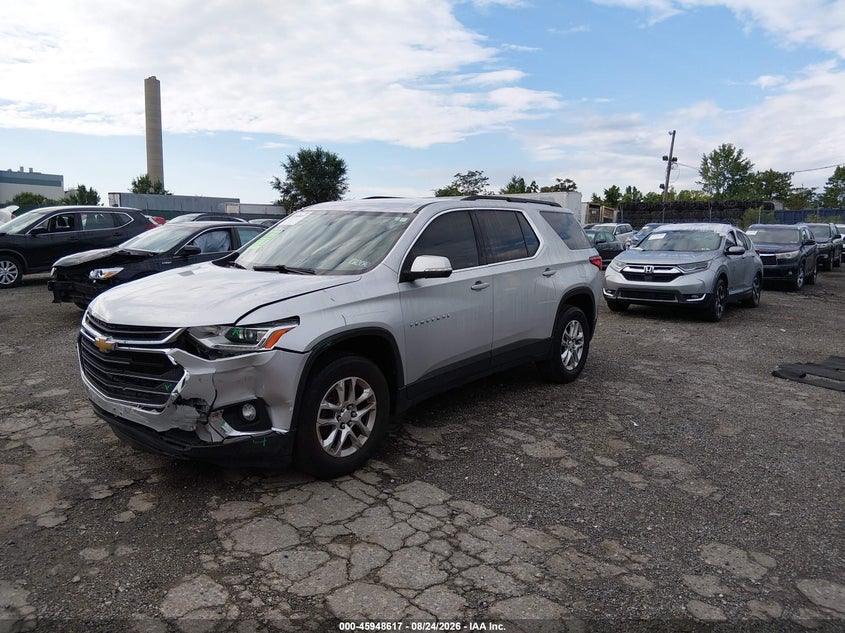 2021 Chevrolet Traverse, Front End, IAAI, VIN 1GNERHKW7MJ219928 — photo 2
