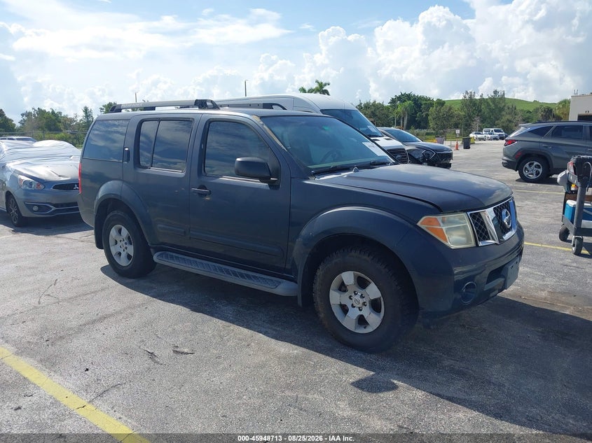 2005 NISSAN PATHFINDER auction photo 1