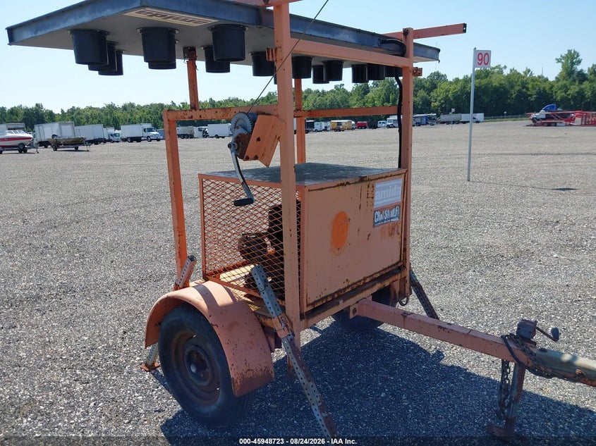 2000 AMIDA ARROWBOARD TRAFFIC SIGN auction photo 4