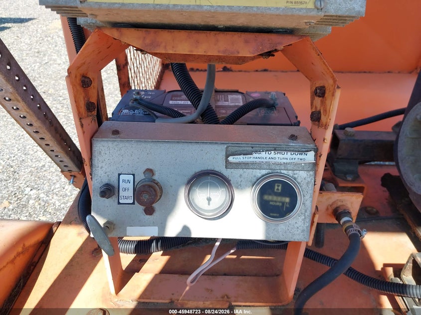 2000 AMIDA ARROWBOARD TRAFFIC SIGN auction photo 7