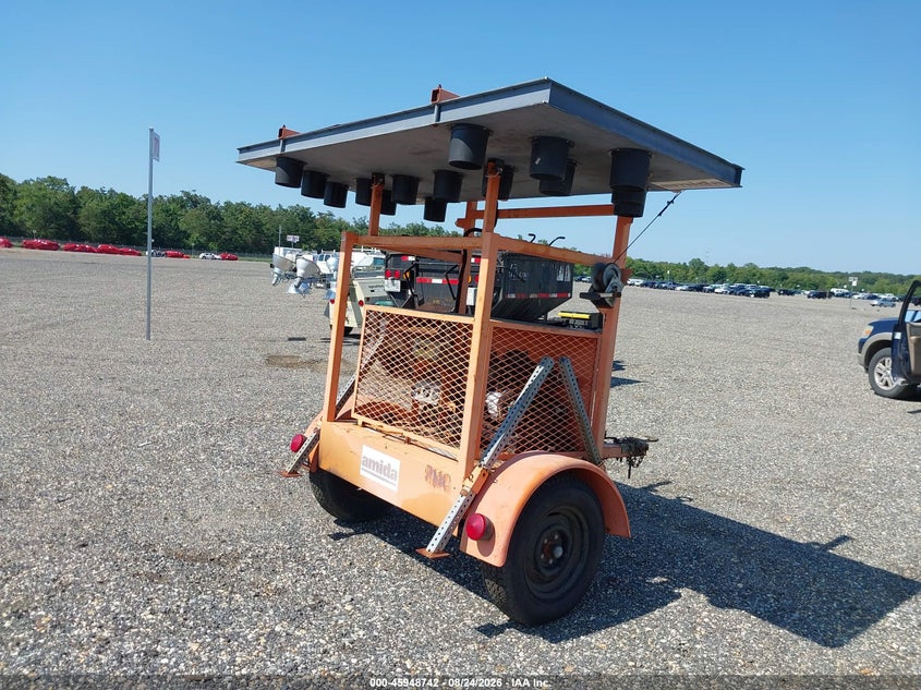 2000 AMIDA ARROWBOARD TRAFFIC SIGN auction photo 3