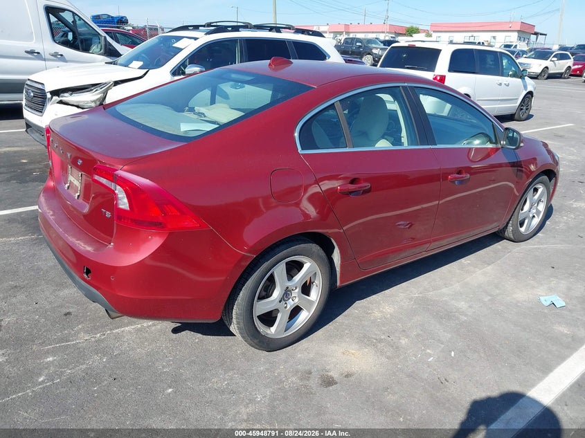 2012 VOLVO S60 auction photo 4