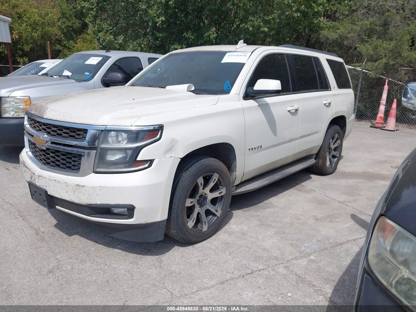 2015 Chevrolet Tahoe, Звичайний знос, IAAI, VIN 1GNSCBKC2FR520845 — фото 2