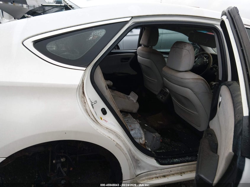 2013 TOYOTA AVALON HYBRID auction photo 8