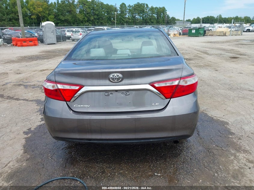 TOYOTA CAMRY - zdjęcie 17