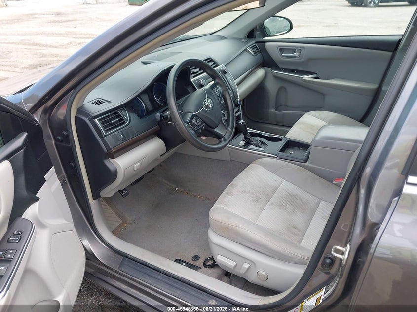 TOYOTA CAMRY - zdjęcie 5