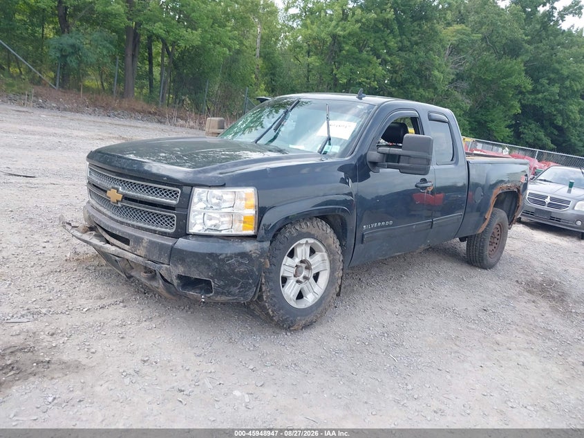 2012 Chevrolet Silverado, Right Side, IAAI, VIN 1GCRKTE75CZ179872 — photo 2