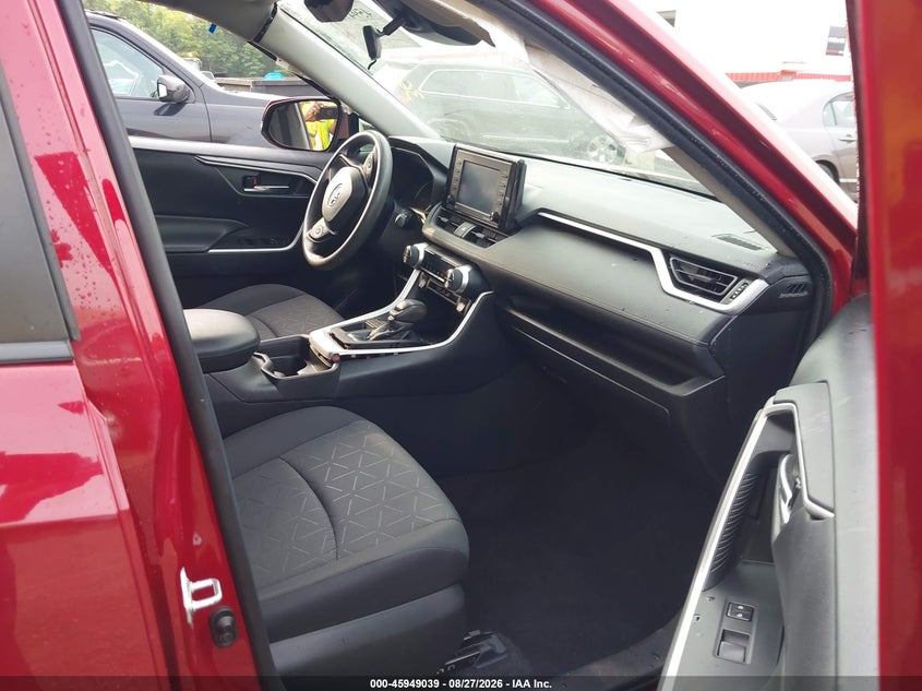 2021 TOYOTA RAV4 auction photo 5