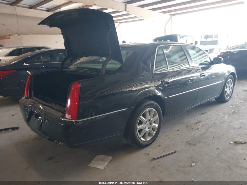 2011 CADILLAC DTS — zdjęcie 4