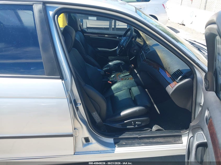 2004 BMW 325I auction photo 5