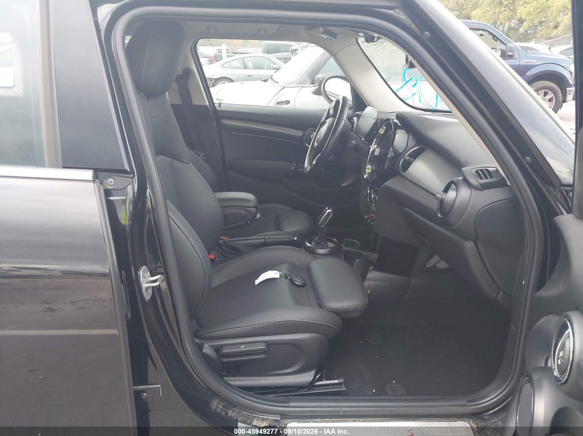 2024 MINI HARDTOP auction photo 5