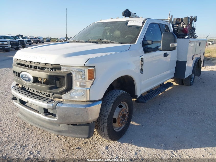 2022 Ford F-350 Chassis Xl, Оба бока, IAAI, VIN 1FD8X3H66NEC67254 — фото 2