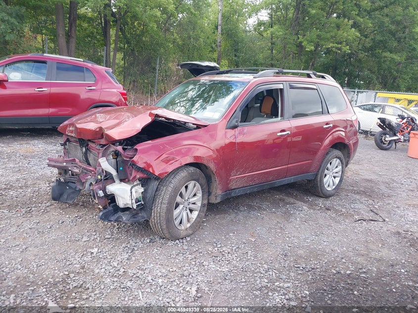 2012 SUBARU FORESTER auction photo 2