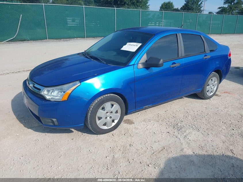 2010 Ford Focus, Normal Wear & Tear, IAAI, VIN 1FAHP3EN8AW233696 — photo 2