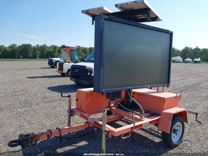 2007 AM SIGNAL CO. LIGHT MESSAGE BOARD auction photo 2
