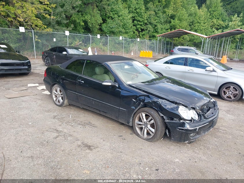 2008 MERCEDES-BENZ CLK 350 — zdjęcie z aukcji