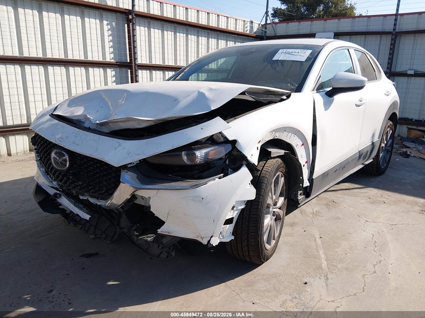 2022 Mazda CX-30, Front End, IAAI, VIN 3MVDMBBL0NM456673 — photo 2
