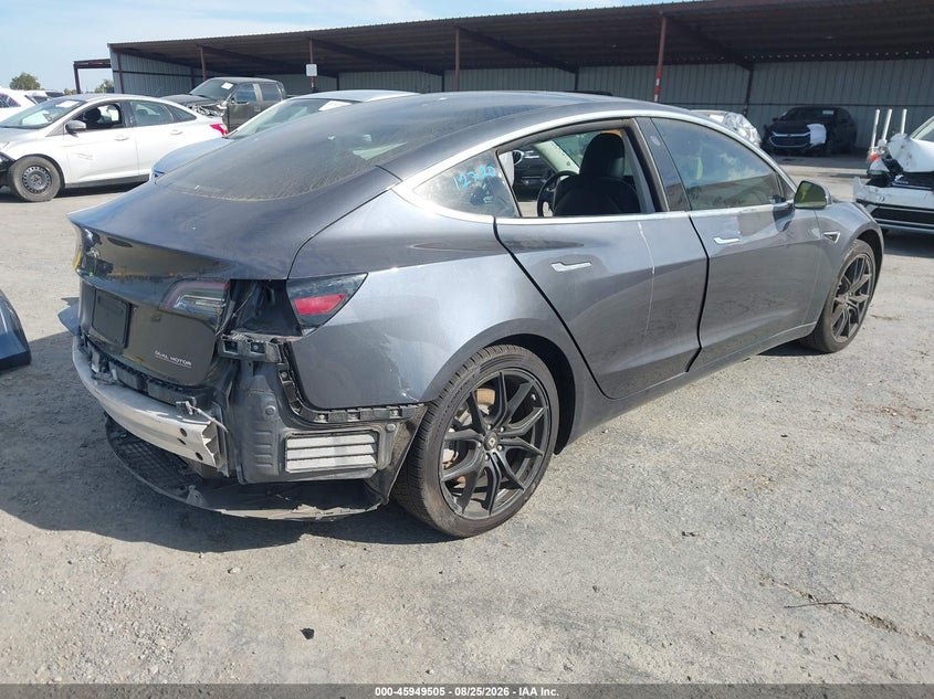 2019 TESLA MODEL 3 auction photo 4